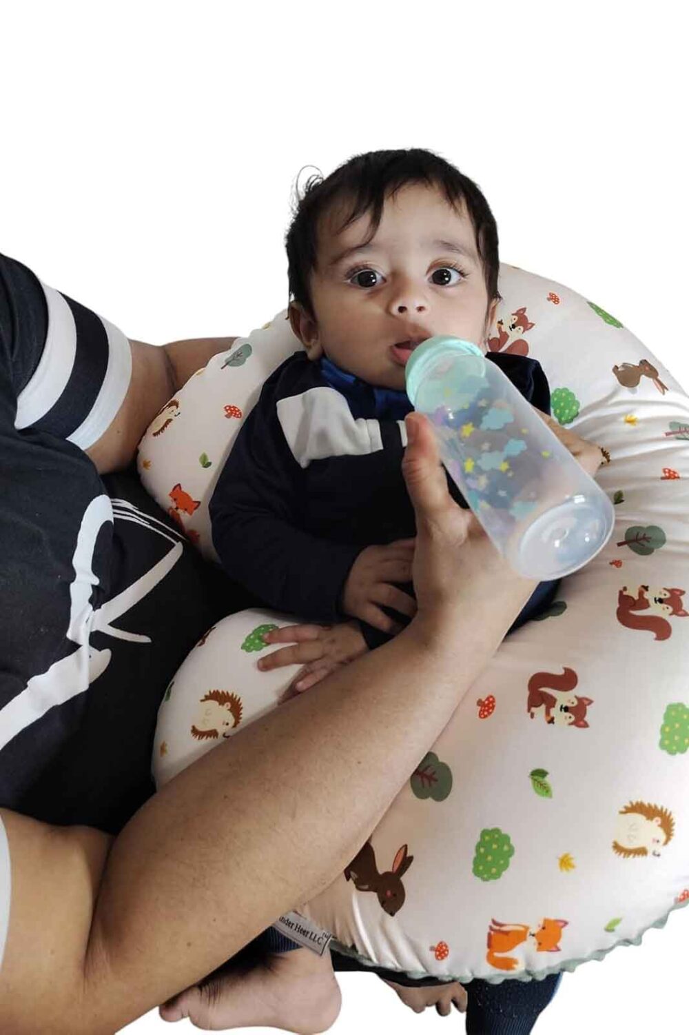 Woodland Baby Nursing Pillow – Full Feeding Support for Parents - Image 5